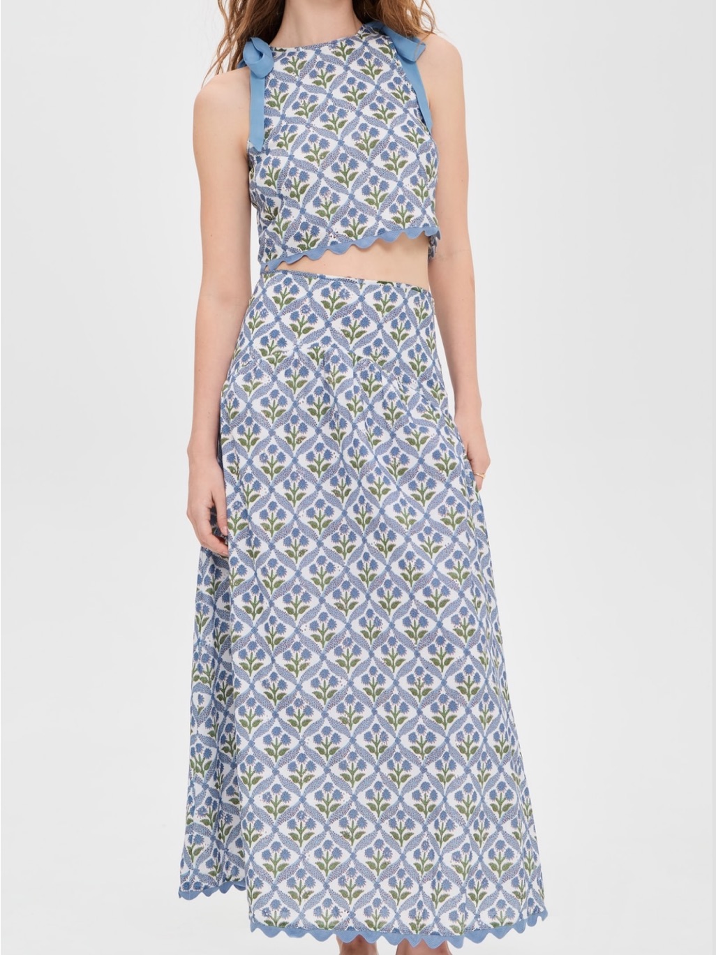 Saylor Marleigh Top And Skirt Set